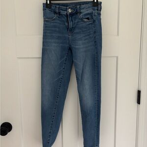 American Eagle Outfitters Medium Blue Jeggings Stretchy Denim Size 2 short
